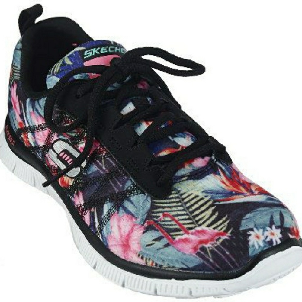 Skechers memory foam tennis shoes